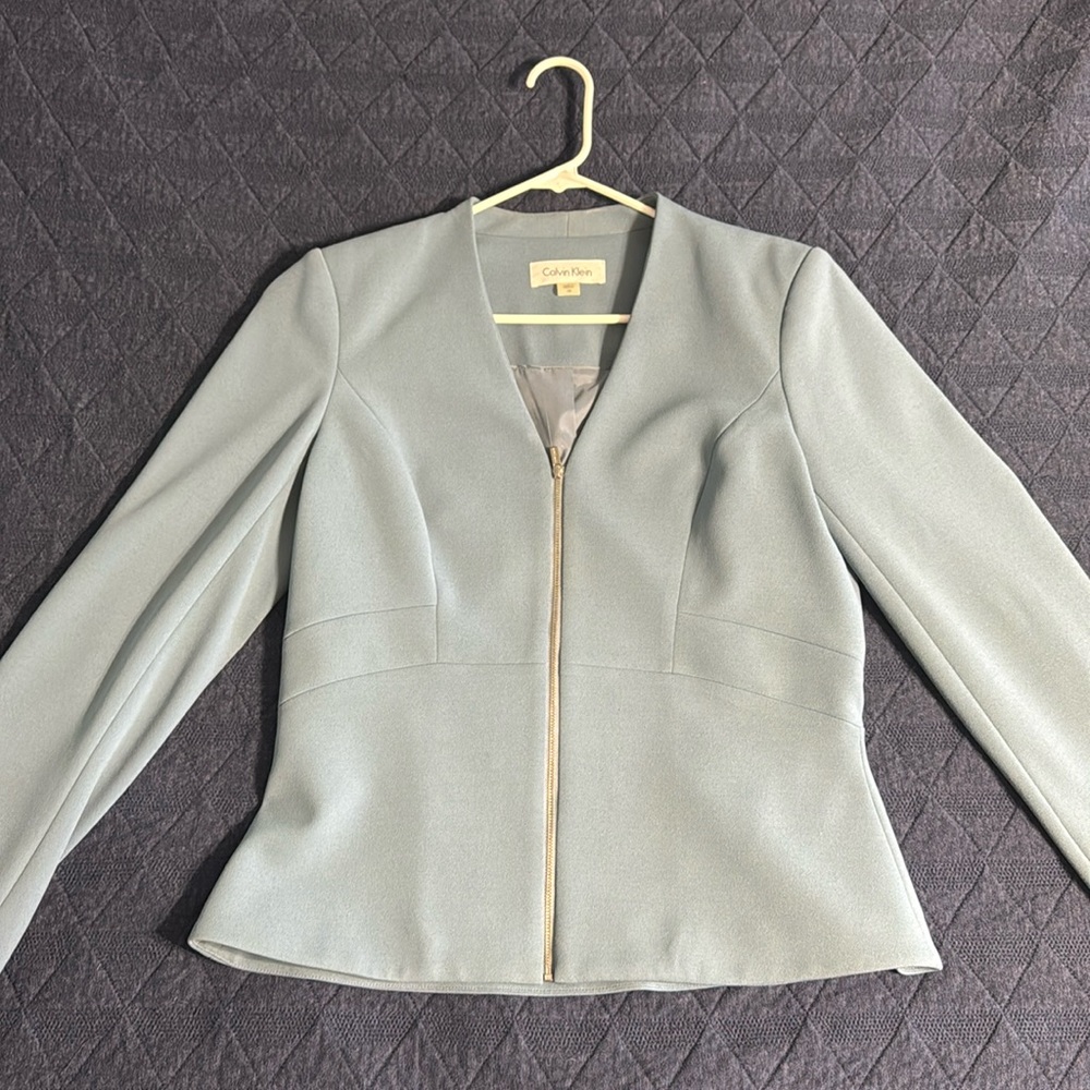 Size 10 Calvin Klein Crepe Suit Jacket